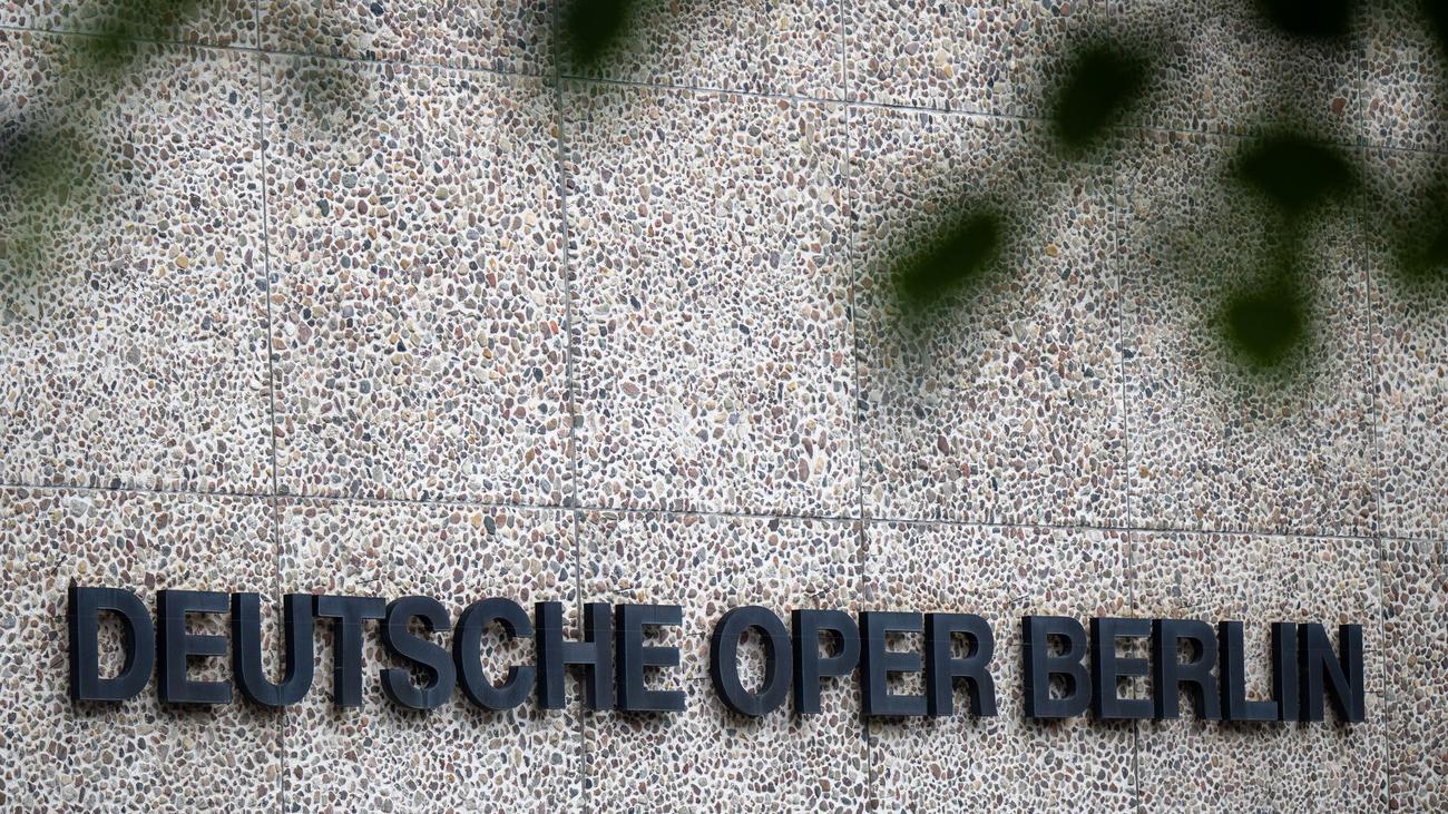 Affäre um Fördermittel: Operndirektor Fehrle bedauert Rücktritt von Wedl-Wilson