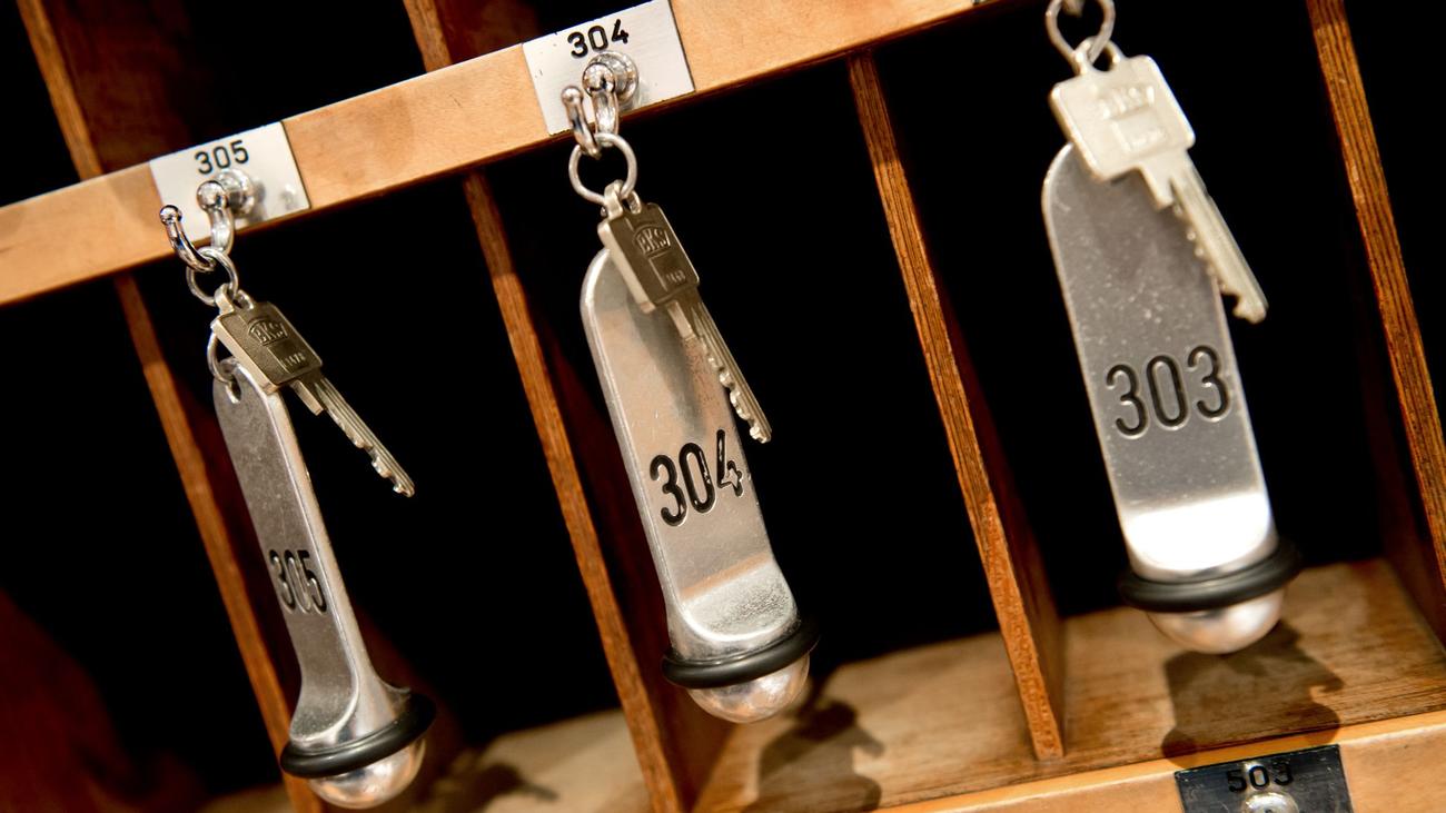 Finanzen: Stadt zahlt 160 Millionen Euro für Flüchtlinge in Hotels