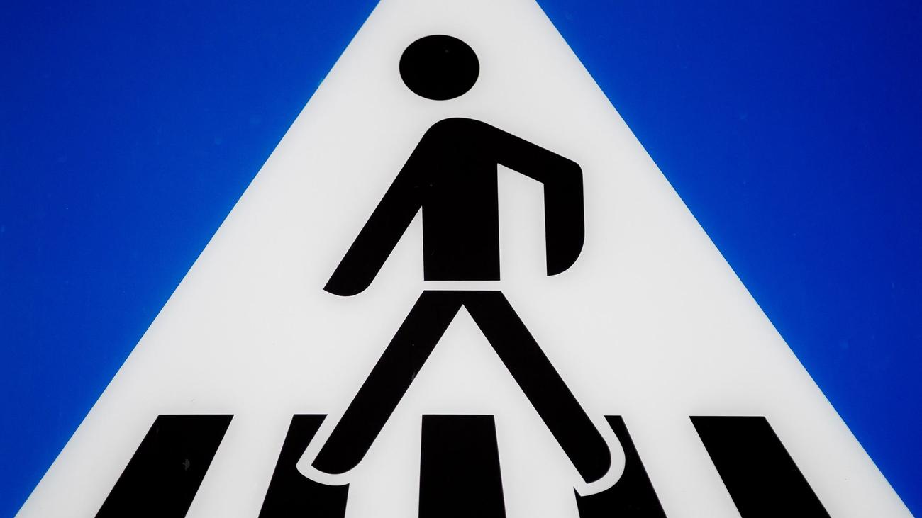 Verkehr: Kind in Bernburg an Zebrastreifen angefahren