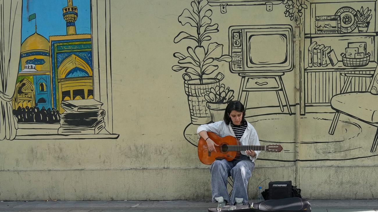 Iran-Krieg: Stockende Verhandlungen: Iraner sorgen sich um Zukunft
