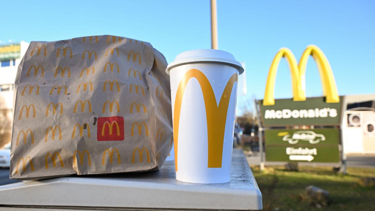 Grünes Mäntelchen umgehängt?: Umwelthilfe verklagt McDonald's - Vorwurf Greenwashing
