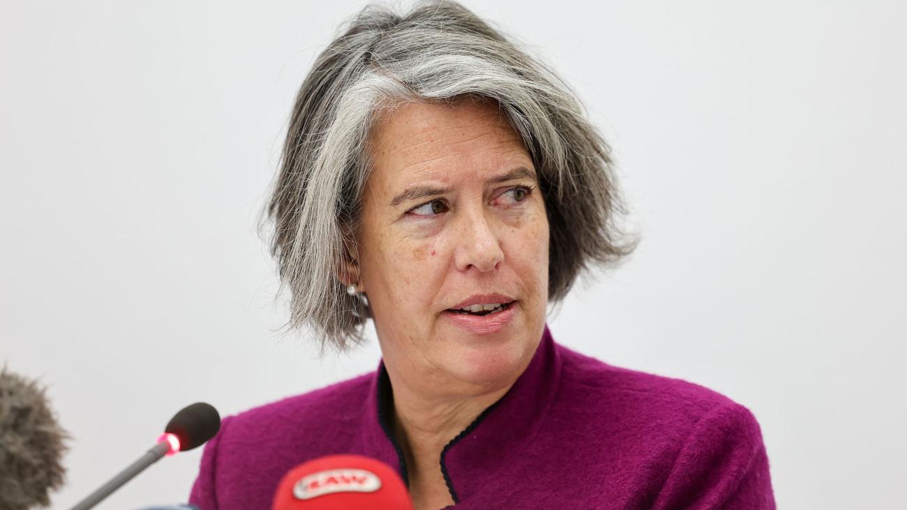 Kriminalität: 2025 weniger Straftaten gegen Politiker erfasst