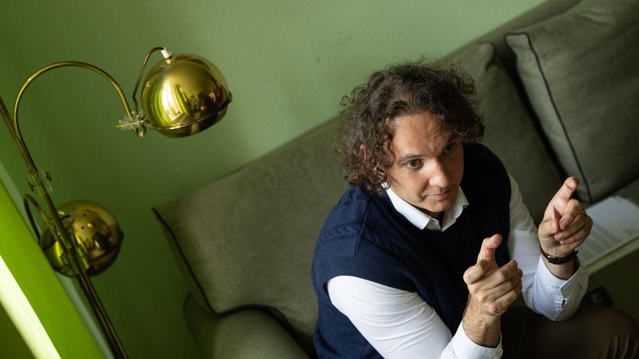 Schule: Bildungssenatorin entschuldigt sich bei gemobbtem Lehrer