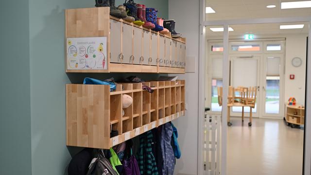 Bild: Klage erfolglos: Gericht: Mittagspause in Kita für manche Eltern zumutbar