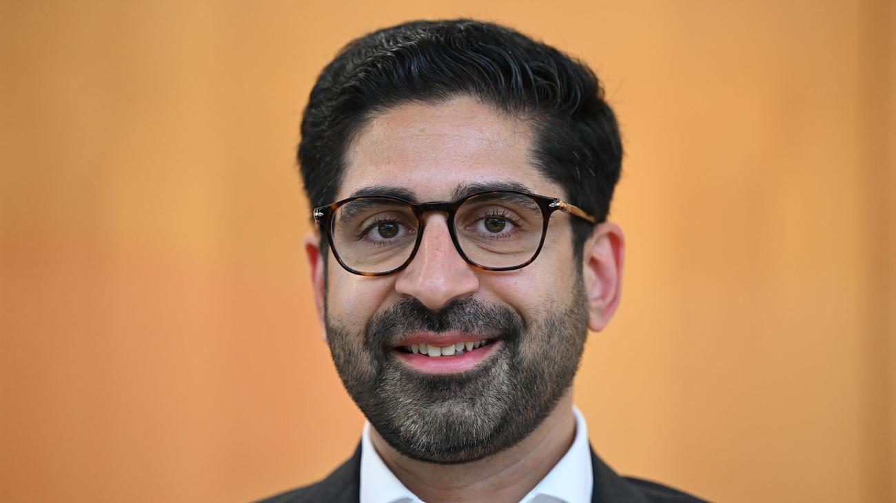 Landtag: Minister Mansoori setzt auf Lithium und Wärme aus der Tiefe