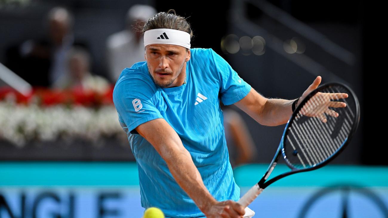 Tennisturnier in Madrid: 1:22 Uhr: Zverevs Nachtschicht endet mit Viertelfinal-Einzug
