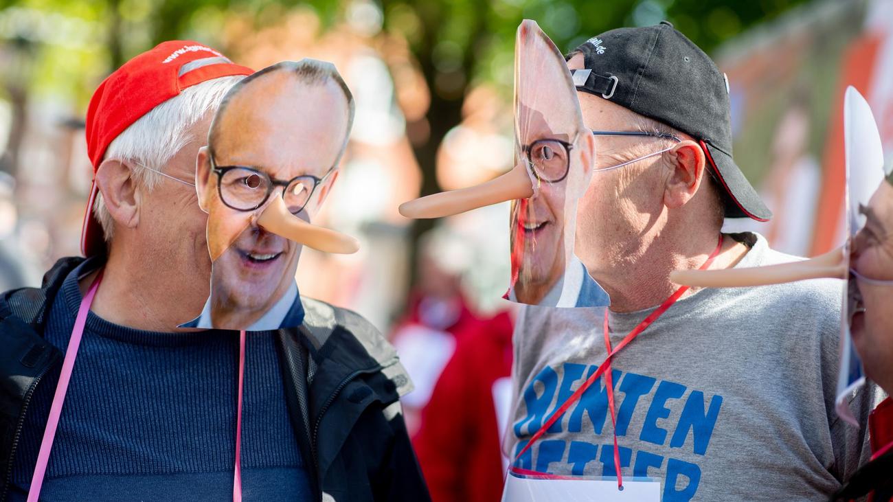 In Emden: Demonstrationen zum Start der Maritimen Konferenz