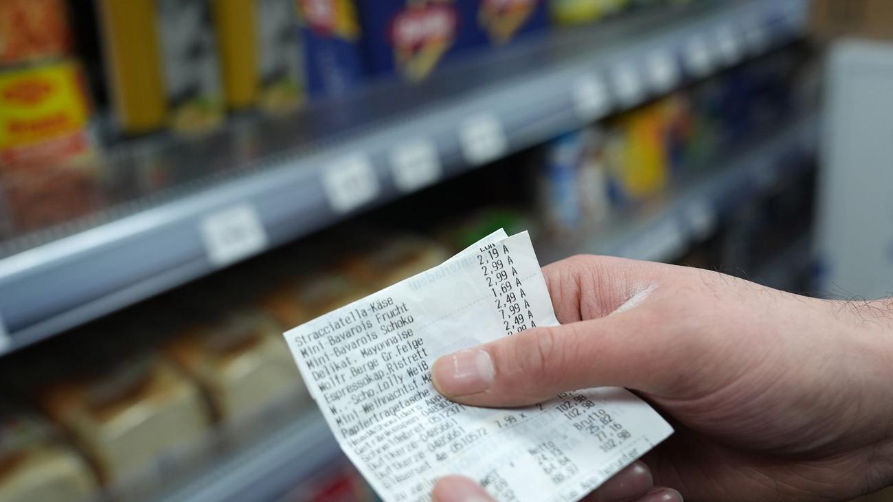 Inflation: Inflation gibt leicht nach - Spritpreise bleiben hoch