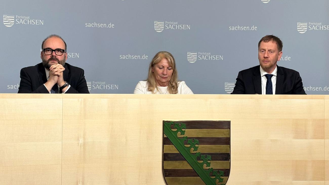 Haushaltsklausur: Finanzloch: Sachsen reagiert mit Schulden und Stellenabbau