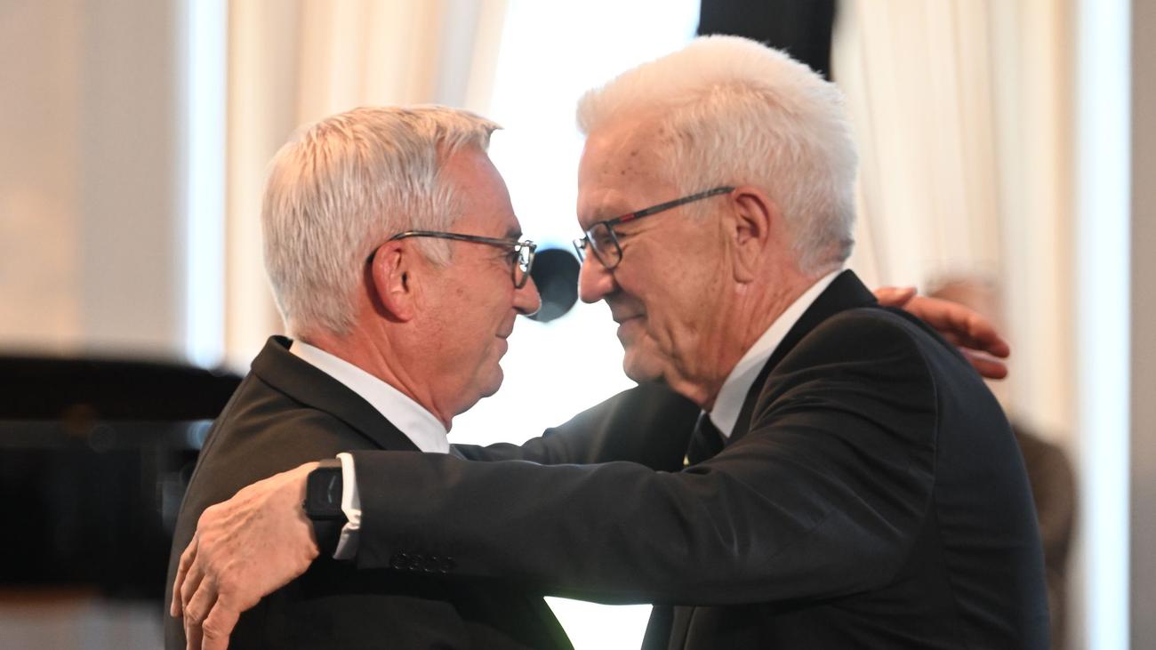 Abschiedszeremonie: Strobl: Kretschmanns Abschied ist ein historischer Moment