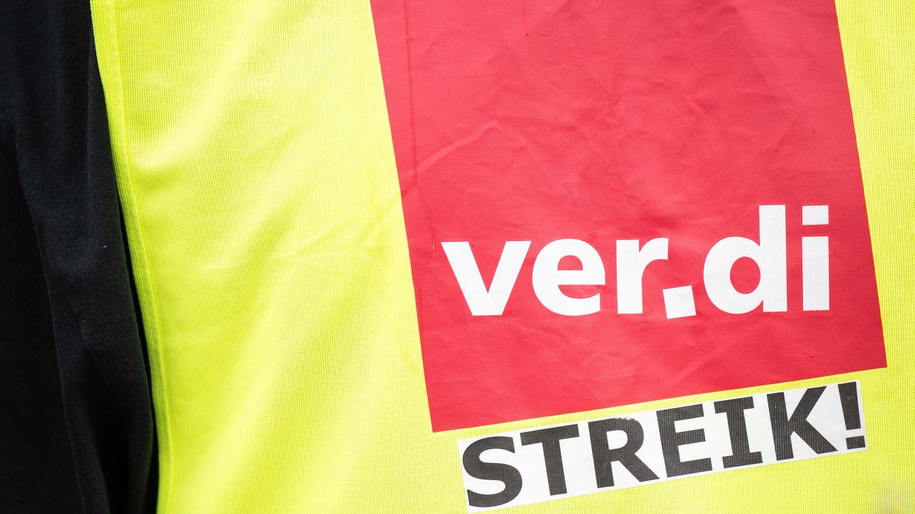 Tarifverhandlungen: Verdi ruft zu Warnstreik bei der Telekom auf
