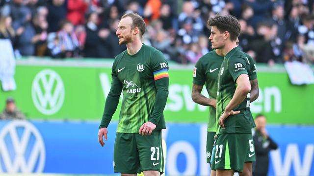 Fußball-Bundesliga: Wolfsburg im Saisonendspurt ohne Kapitän Arnold