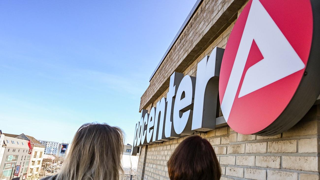 Arbeitsmarkt: Arbeitslosigkeit in Berlin steigt leicht