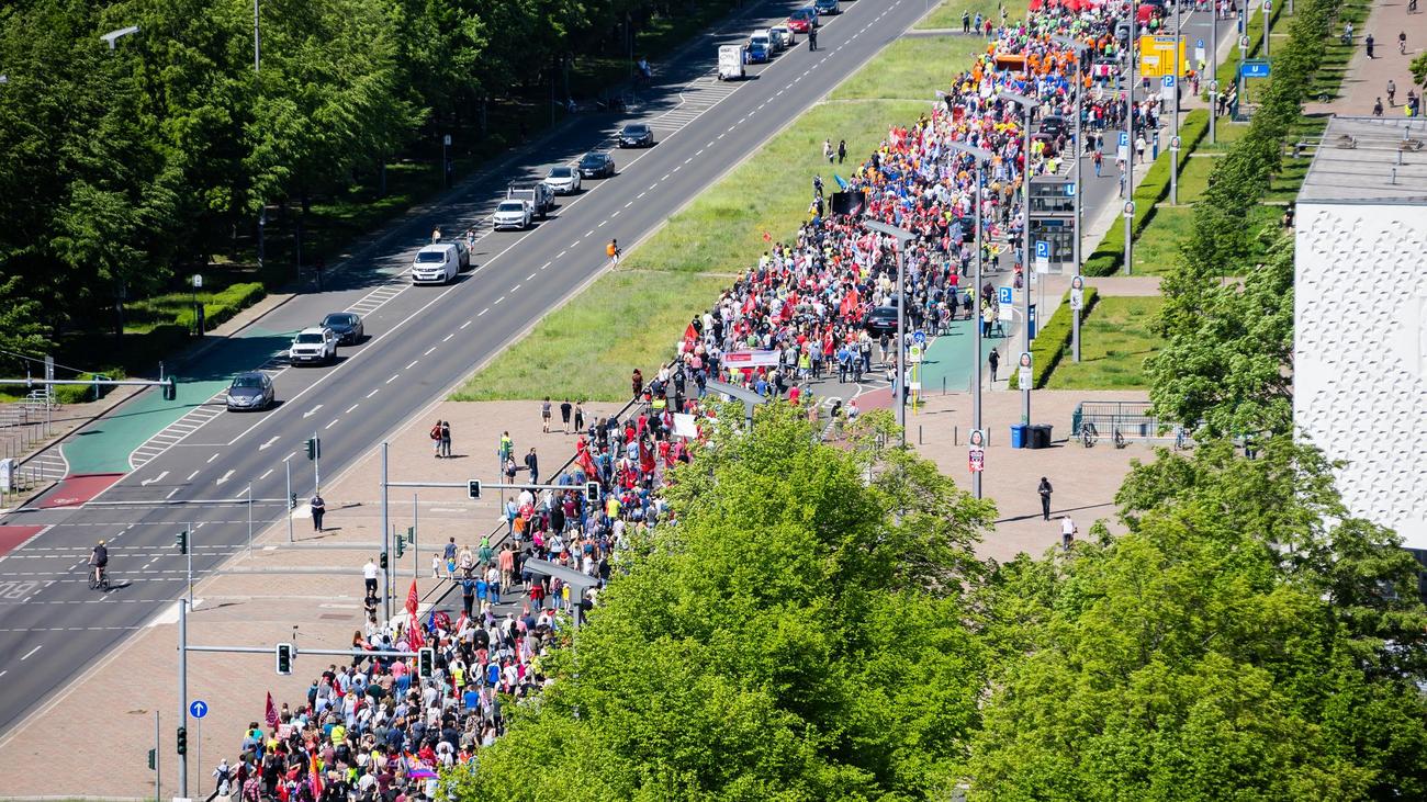 Tag der Arbeit: Demos am 1. Mai beeinträchtigen den Verkehr in Berlin