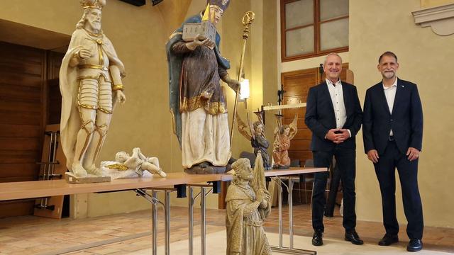 Gestohlene Kunst: LKA gibt Heiligenfiguren an Tschechien zurück