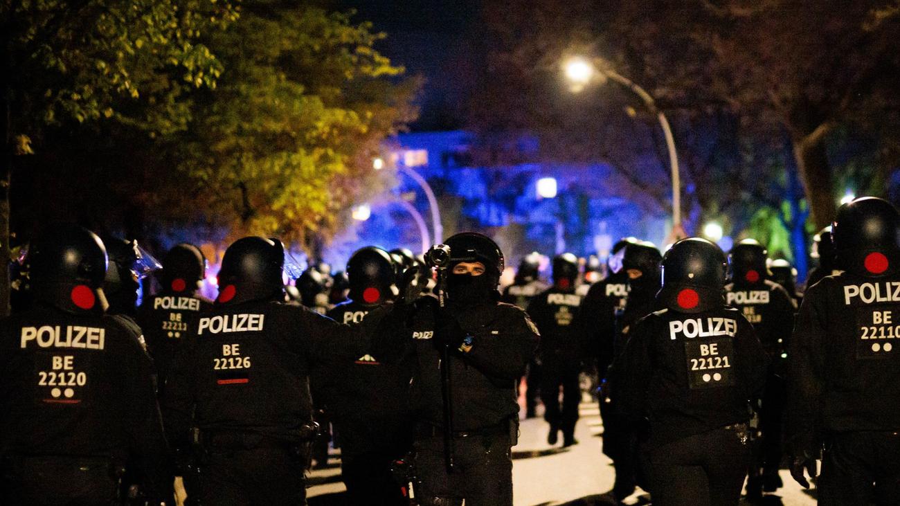 Tag der Arbeit: Demos, Party, Rap: Berlin startet in den 1. Mai