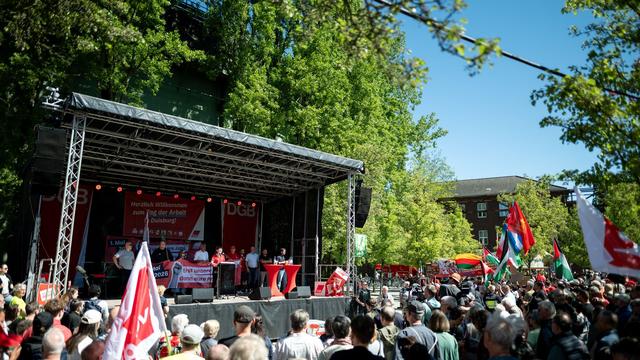 1. Mai: Jobs vor Profiten: Zehntausende bei Maikundgebungen erwartet