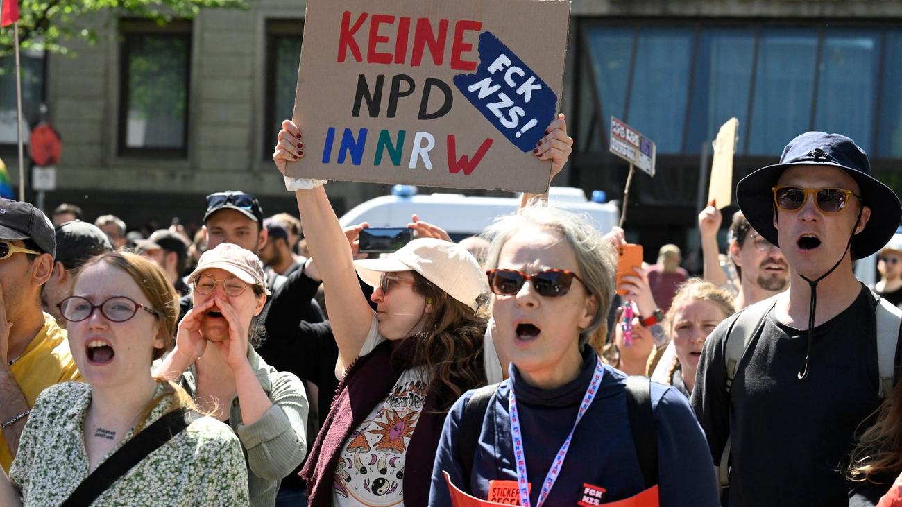Kundgebung: Mehrere Tausend Menschen bei Demo gegen Rechts in Essen