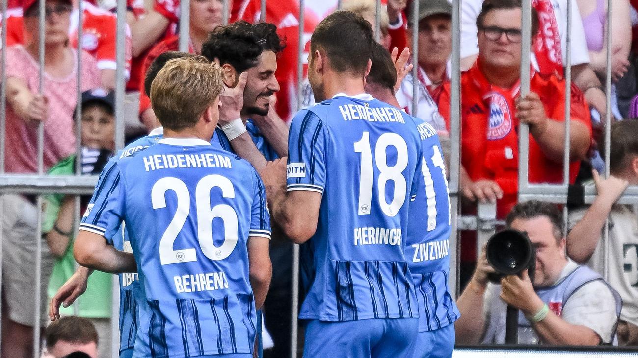 Fußball-Bundesliga: Bayern-Patzer macht Abstiegskampf noch spannender