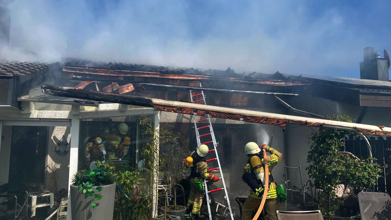 Feuerwehreinsatz: Grillparty löst Brand aus – 200.000 Euro Schaden