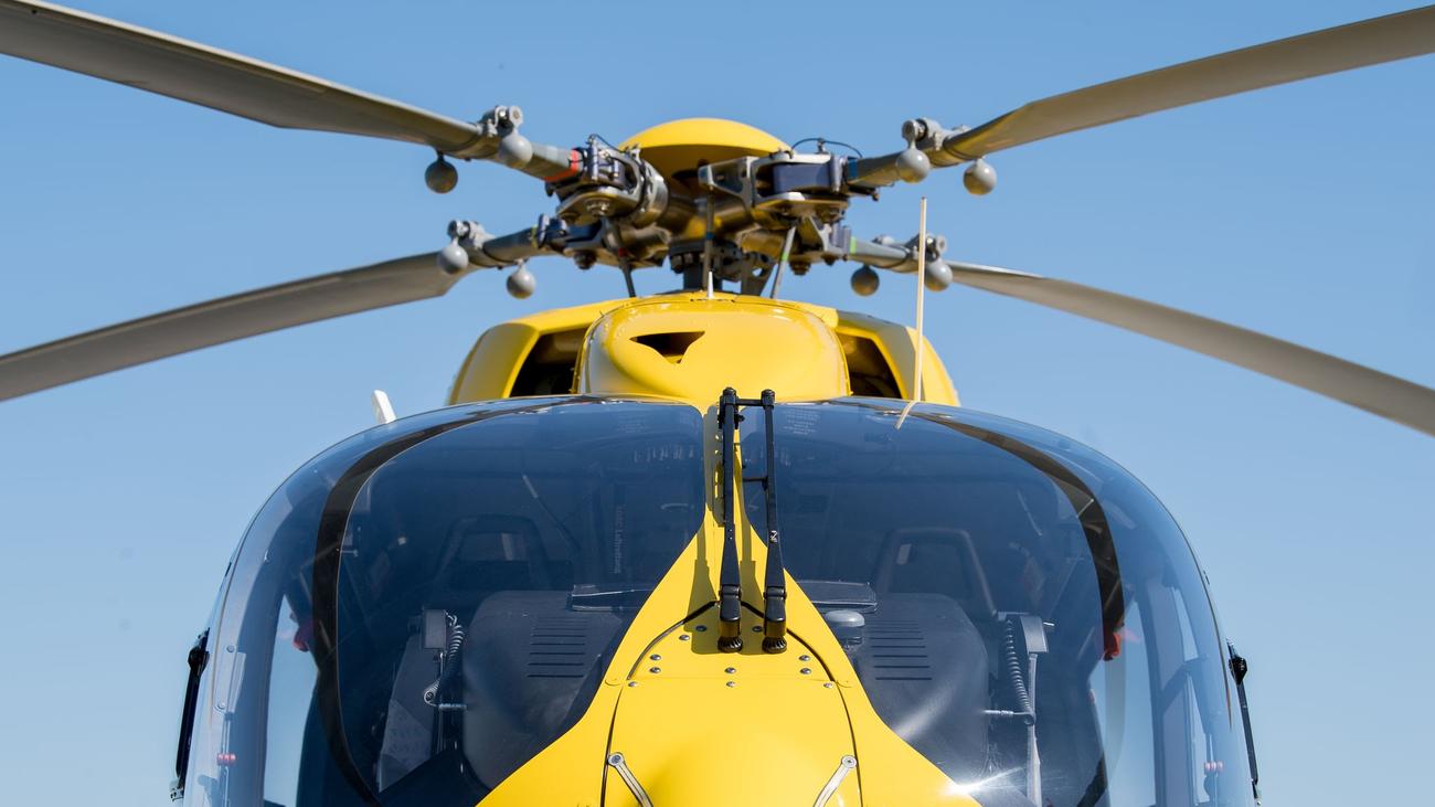 Hubschrauber-Einsatz: Mädchen stürzt beim Klettern aus zehn Metern ab