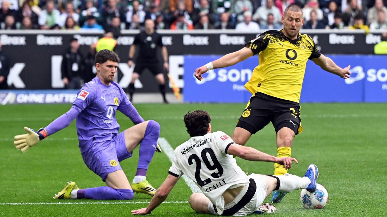 Fußball-Bundesliga: Dank Tabakovic: Gladbach feiert vorzeitigen Klassenverbleib