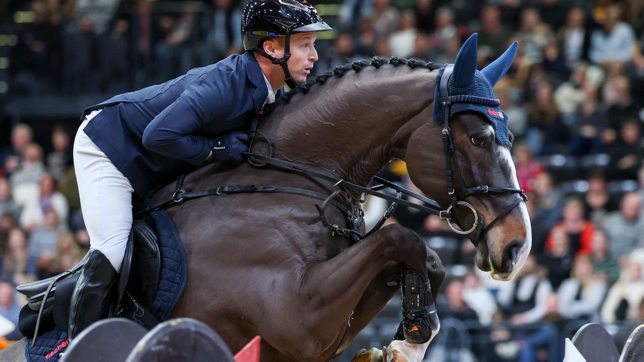 Reitsport: Deutschland wiederholt Sieg im Mannheimer Nationenpreis