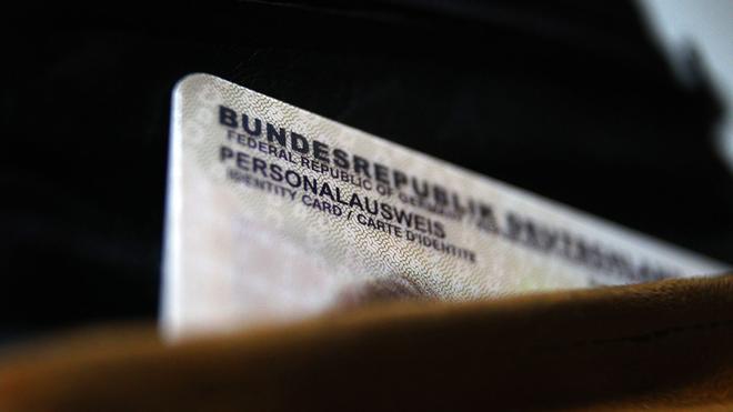 Ausweis auf Abwegen: Der verloren gegangene Ausweis hat eine weite Reise hinter sich. (Symbolbild)