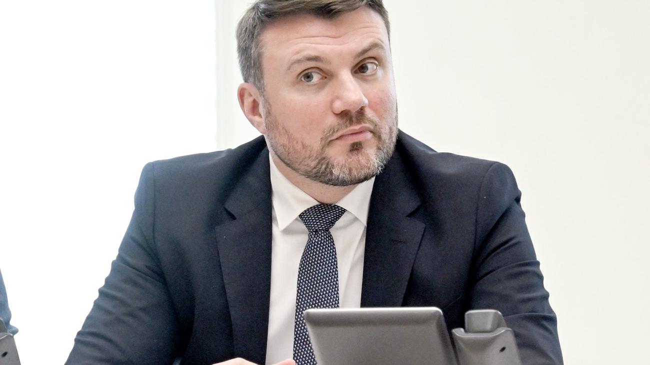 Angespannte Finanzlage: Finanzminister will Millionen sparen mit Gebäudekauf