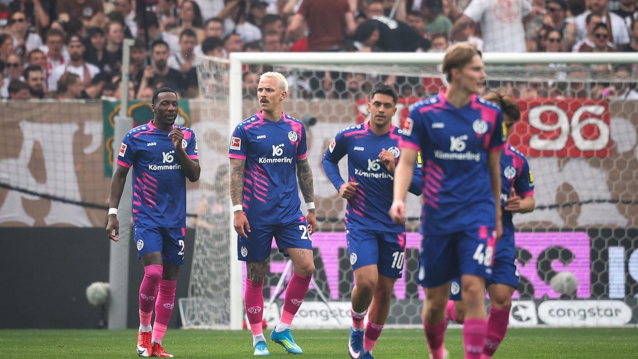 Fußball-Bundesliga: Klassenerhalt perfekt: Mainz feiert «geile Rückrunde»