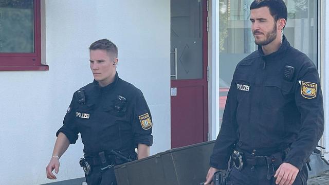 Oberbayern: Polizisten finden NS-Devotionalien bei Militaria-Händler