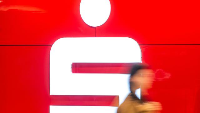 Finanzbranche: Sparkassen im Norden setzen weiter auf Filialgeschäft