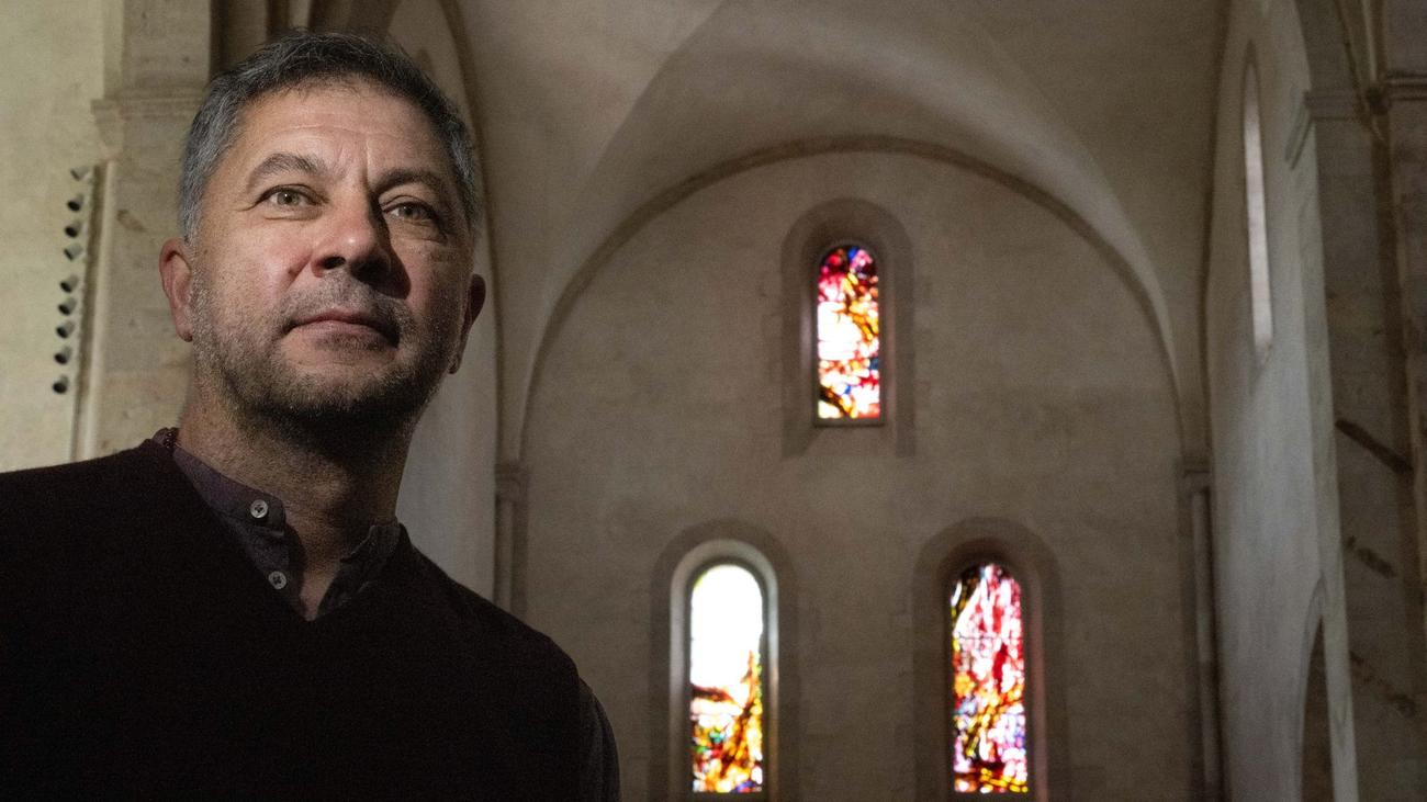 Kunst: Drei neue Fenster in Basilika des Klosters Eberbach