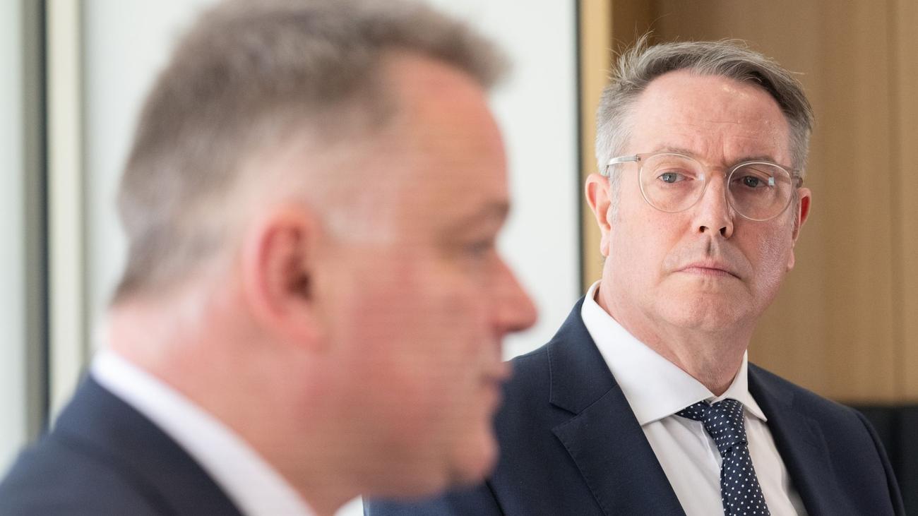 Auf dem Weg zur Regierung: Rheinland-Pfalz: Koalitionsvertrag ist unterschrieben