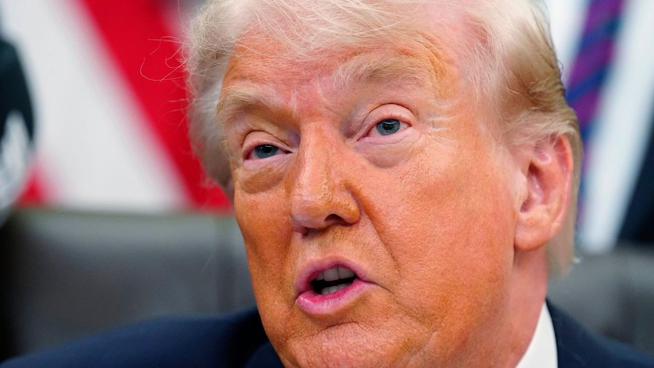 Iran-Krieg: Trump setzt Einsatz für sichere Hormus-Durchfahrt aus