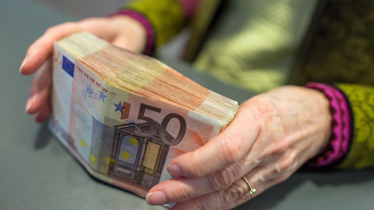 Banken und Sparkassen: BSW-Fraktion Brandenburg sieht Risiken für Bargeldversorgung