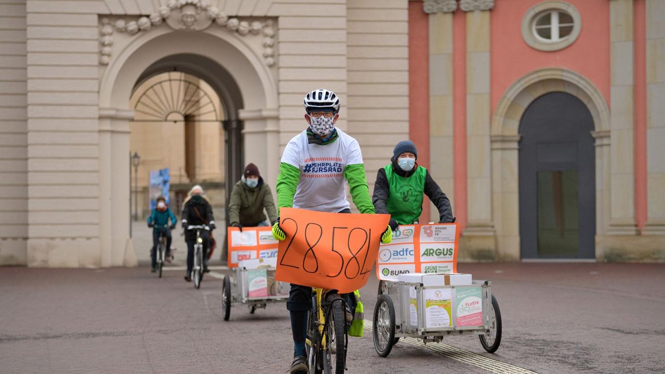 Mitsprache der Bürger: Verband: Brandenburg mit direkter Demokratie im Mittelfeld