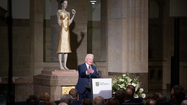 Ende des Zweiten Weltkrieges: 8. Mai in Dresden – Gauck mahnt ehrliches Erinnern an