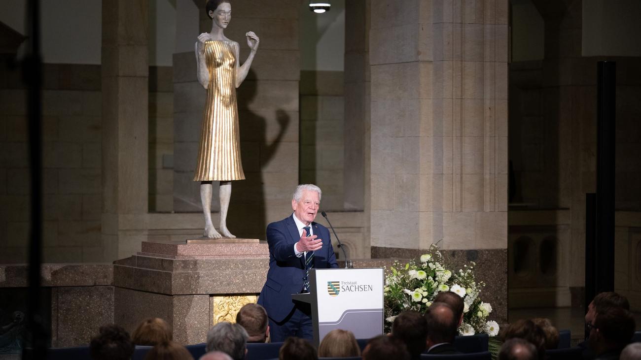 Ende des Zweiten Weltkrieges: 8. Mai in Dresden – Gauck mahnt ehrliches Erinnern an