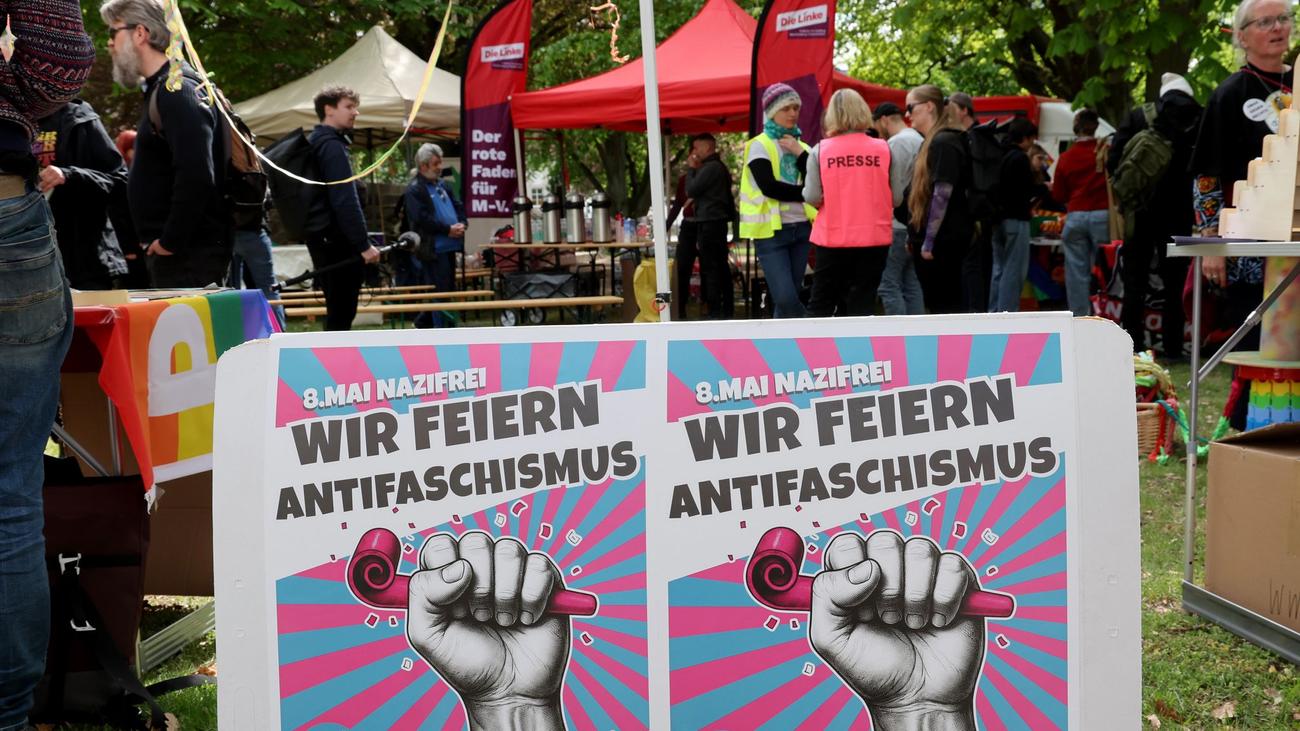 Proteste: Demmin: Erneut reger Zulauf zu Demo gegen rechten Aufmarsch