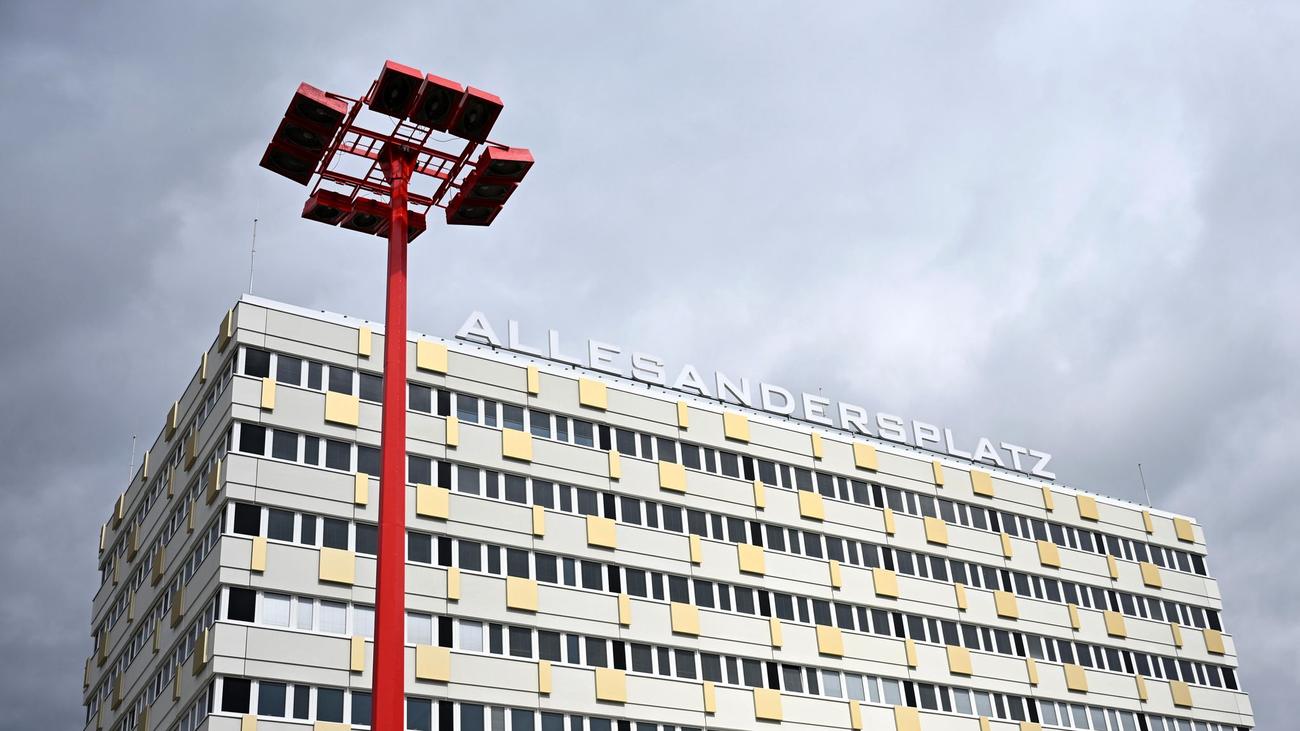 Haus der Statistik: Fledermäuse, Stasi-Akten und ein Neuanfang in Berlin-Mitte