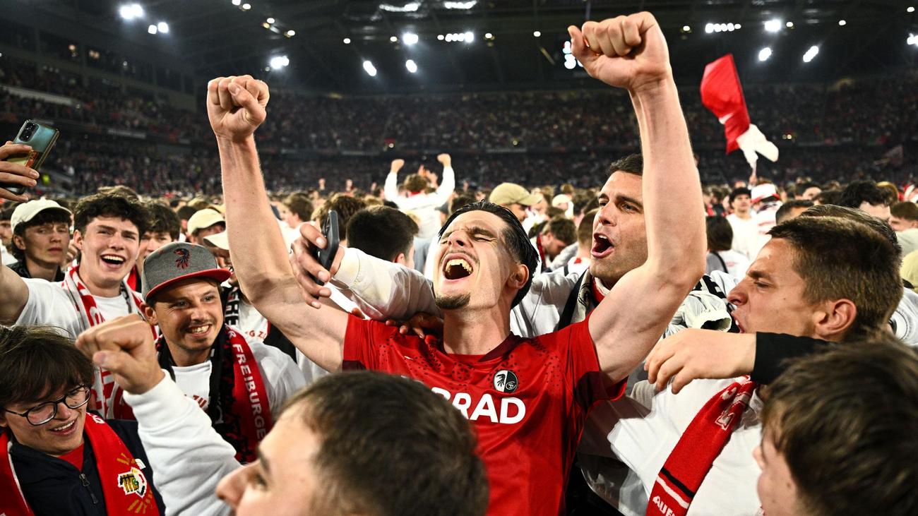 Europa League: Freiburger Ekstase: Party und Platzsturm nach Finaleinzug