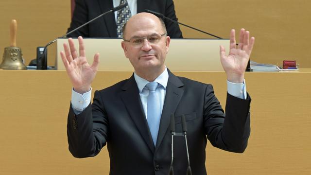 Bild: Mai-Steuerschätzung: Rotstift bleibt Alltag in Bayern