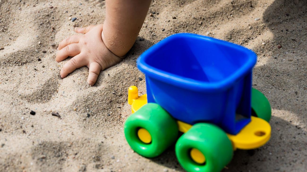 Schrecklicher Unfall: Tod im Sand - Welche Regeln gibt es zur Kinder-Aufsicht?