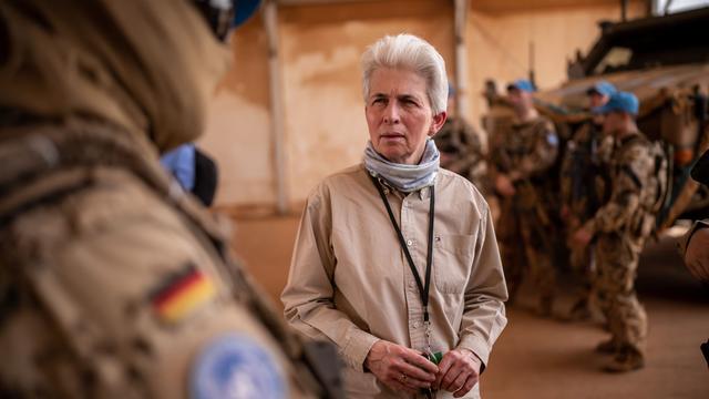 Verteidigungsunion: EU-Abgeordnete fordern Unabhängigkeit von Nato