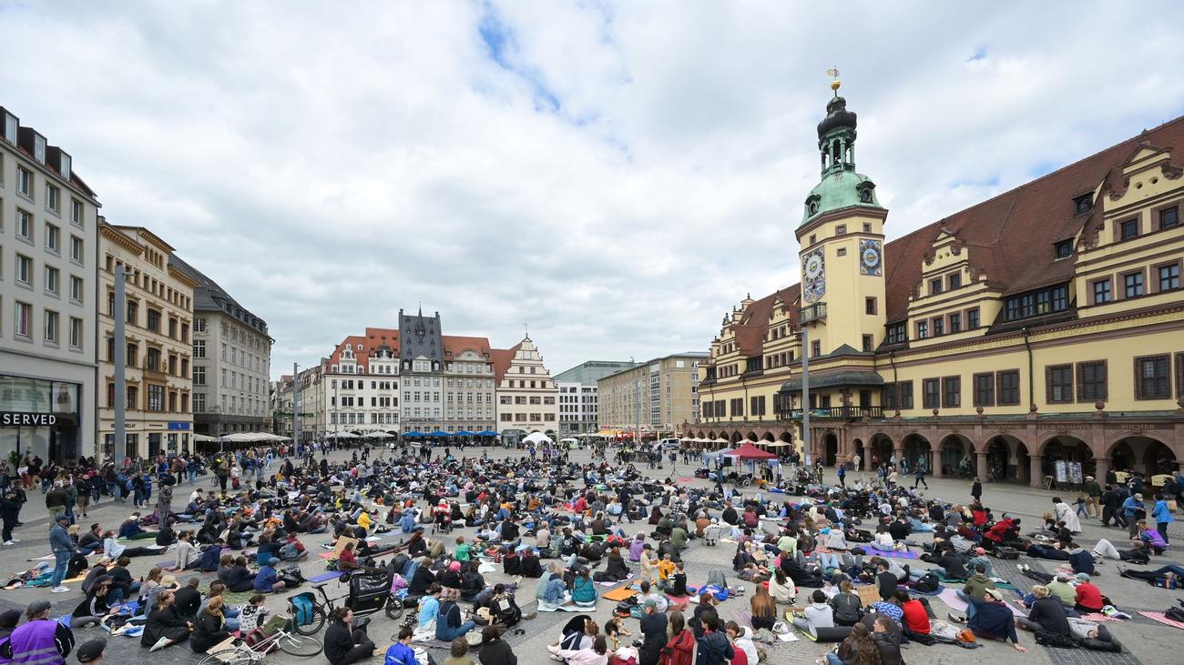 Krankheiten: Protest im Liegen: ME/CFS-Betroffene wollen sichtbar werden