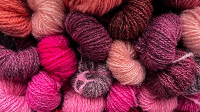 Weltrekordversuch: Unter dem Motto «Auf die Socken, fertig, Weltrekord» lädt die Stadtbibliothek Magdeburg zum Stricken ein. (Symbolbild)