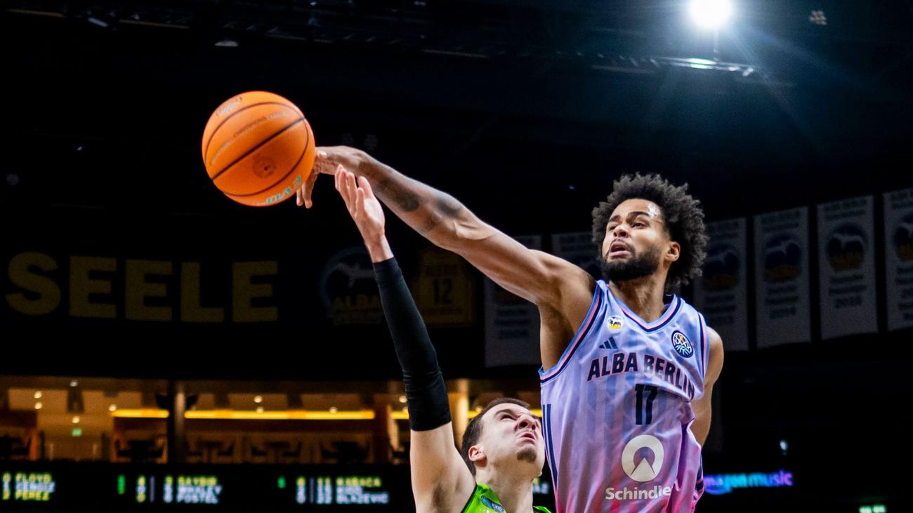 Basketball-Bundesliga: Alba Berlin sichert sich mit Sieg gegen Jena Platz zwei