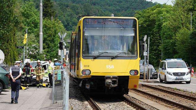 Unfall: Wegen eines Unfalls mit einer Straßenbahn kann die U14 nicht wie gewohnt fahren. (Symbolbild)