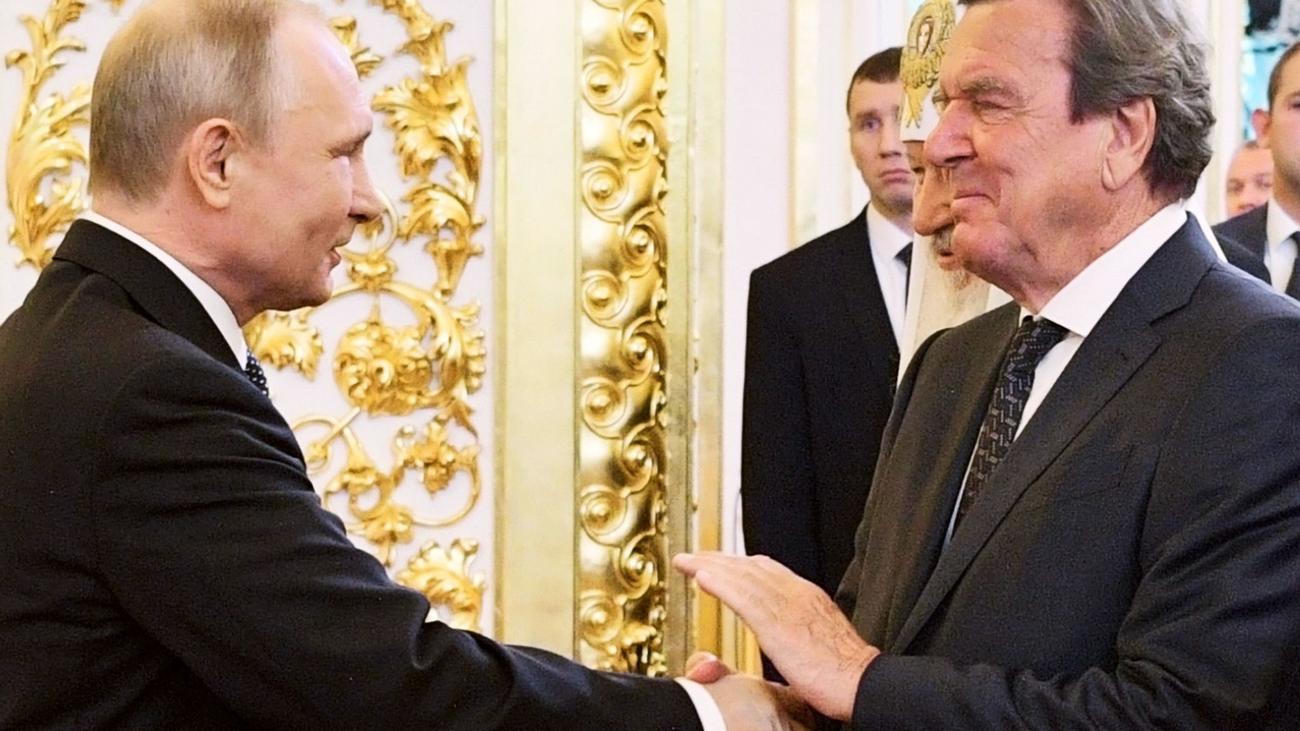 Lage im Überblick: Putin bringt Altkanzler Schröder als Vermittler ins Gespräch